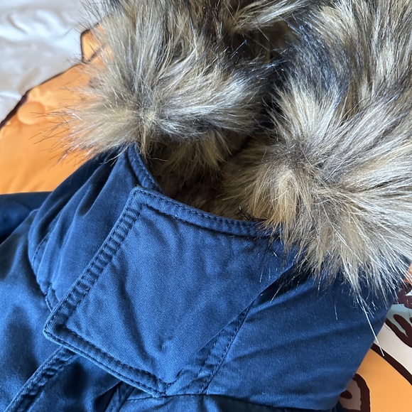 Hollister - Men’s Winter Hooded Parka Faux Fur - Navy Blue - Like New - Large - Picture 3 of 8